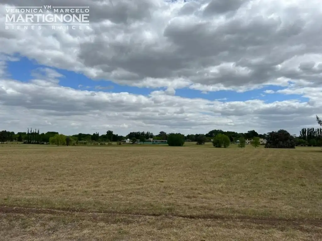 Terreno en venta en Club de Campo La Ranita Luján Pilar