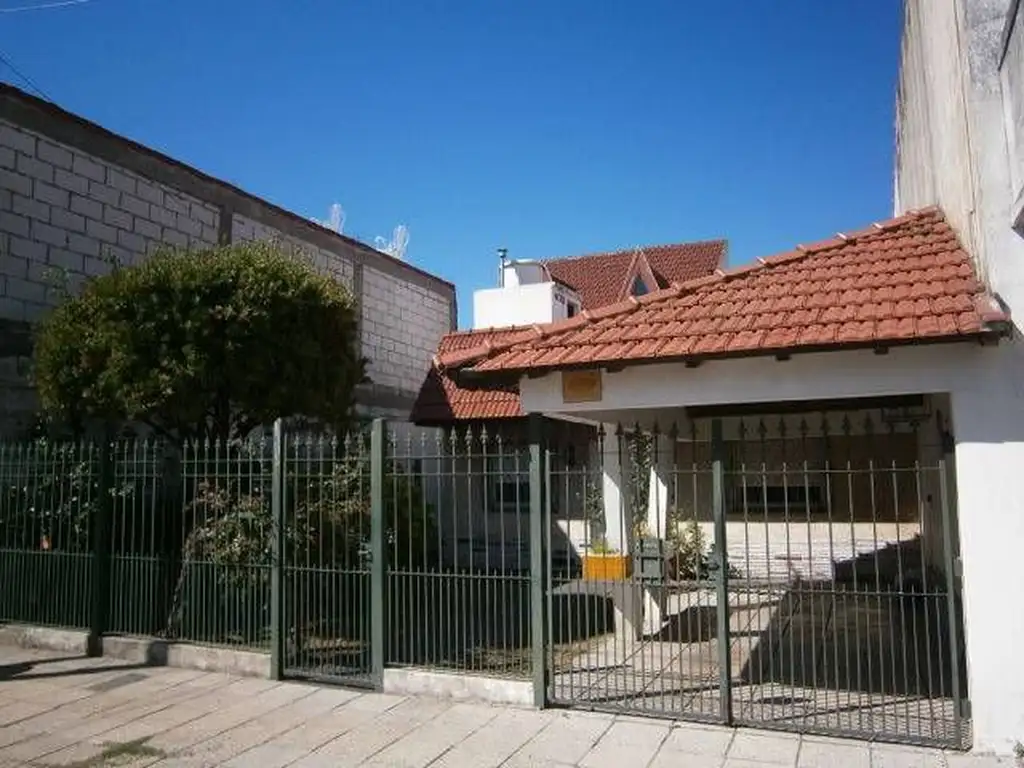 Casa - Venta - Argentina, Avellaneda - ESTRADA 2724