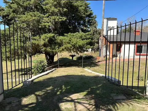 VENTA CASA OLIVEROS - GRAN TERRENO - CERCA DEL RIO