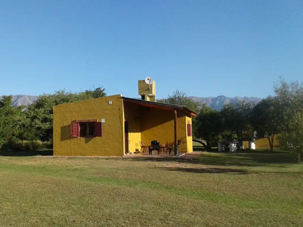 VENTA DOS CASAS AMOBLADA PILETA 1 HECTAREA EN NONO