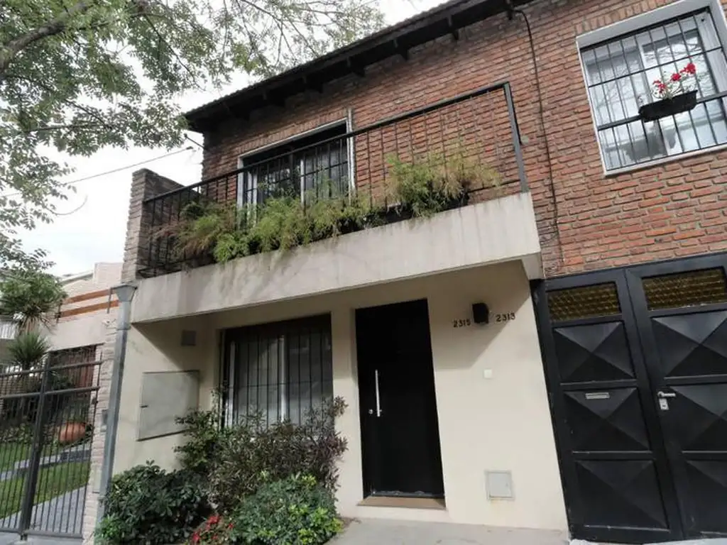 Duplex mts de av santa fe 6.50 mts de frente 3 dorms Garage