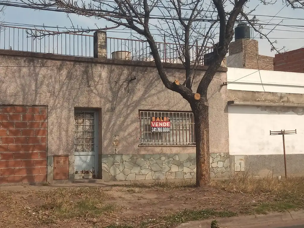 VENTA CASA 2 DORMITORIOS JM GUTIÉRREZ 2767