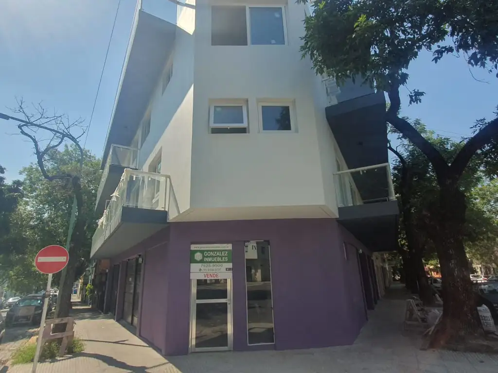 VENTA DE LOCAL EN ESQUINA A ESTRENAR CON DETALLES A TERMINAR