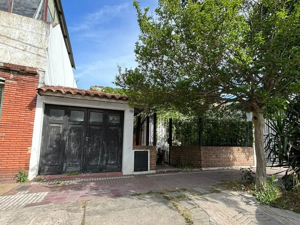 Casa - Venta - Argentina, Tres de Febrero - RODRIGUEZ PEÑA 2220