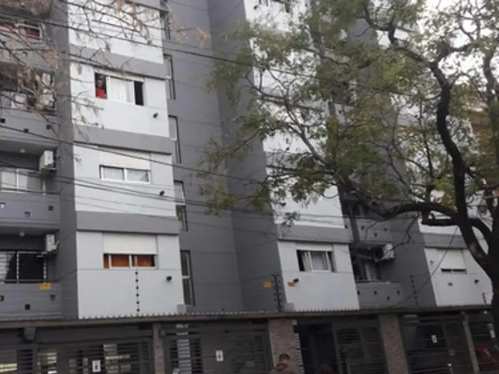 Departamento En Venta En Moron Sur