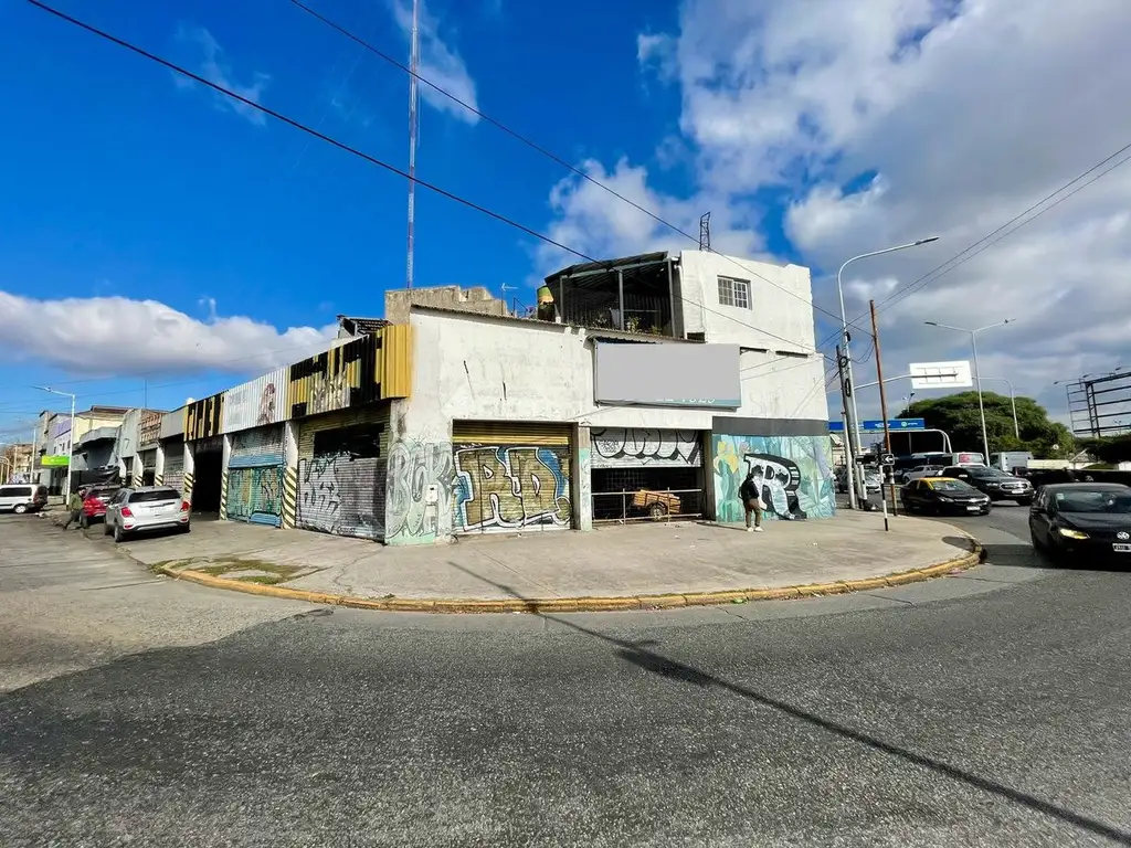 Lote de 357m2   Estación Avellaneda  a 5´ de CABA