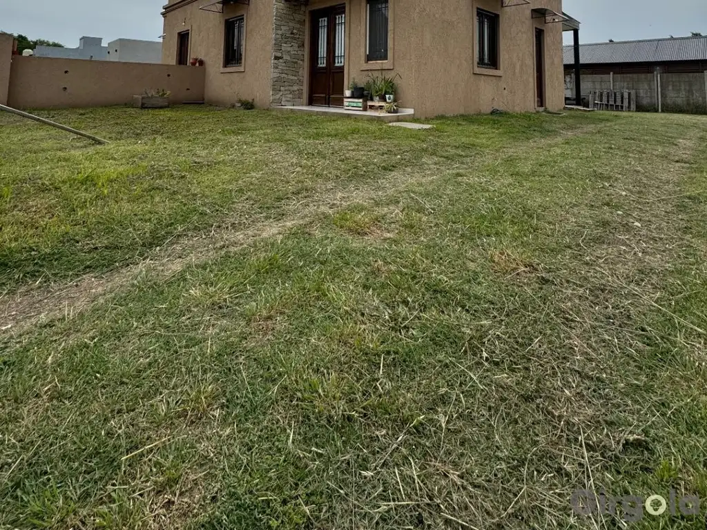 Casa en venta de 2 dormitorios en Cañuelas