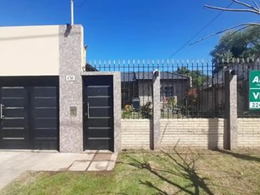 CASA EN VENTA    GRAL JUAN MADARIAGA