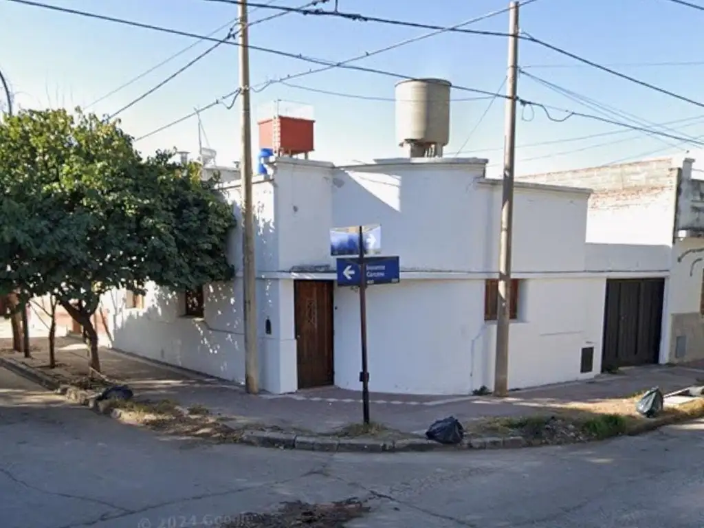 VENTA CASA ESQUINA 2 DORMITORIOS GENERAL BUSTOS