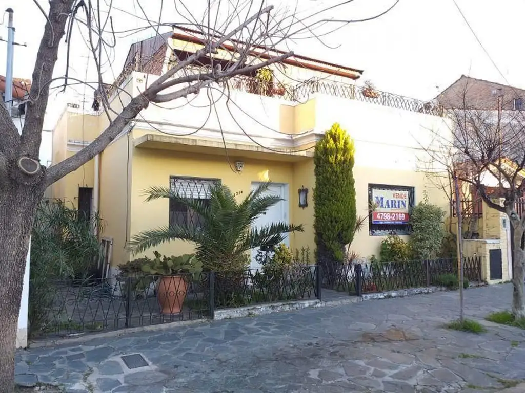 Casa - Venta - Argentina, San Isidro - cordoba 1700