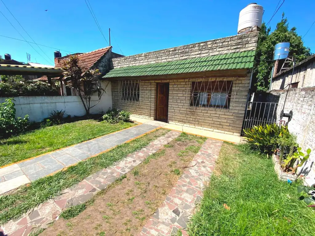 Casa VENTA - GRAN LOTE - San Luis 800 - R. Caraza