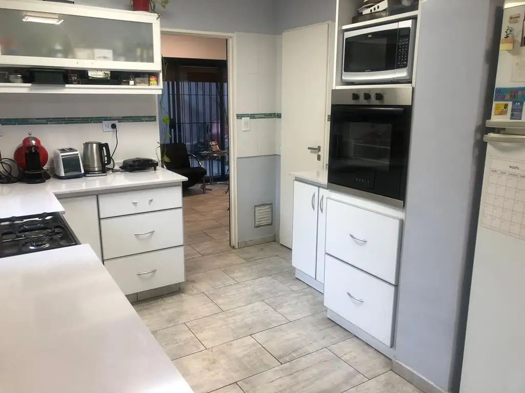 Retasado  Oportunidad PISO 5 DORM-ESCRIT 3 BAÑOS COCHERA