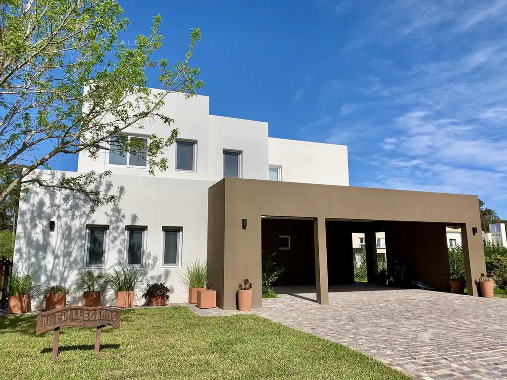 Casa de 4 Ambientes en Venta en La Reserva Cardales