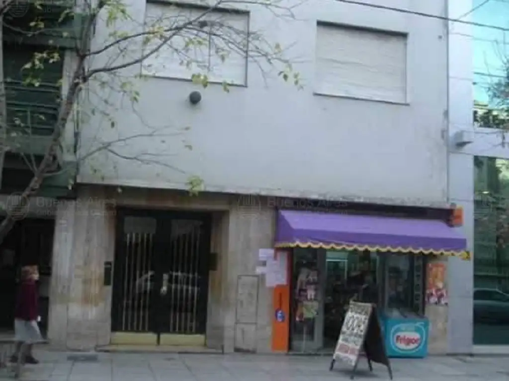 Alquiler 2 Amb. En Recoleta - Vivienda - Oficina - Apto Profesional