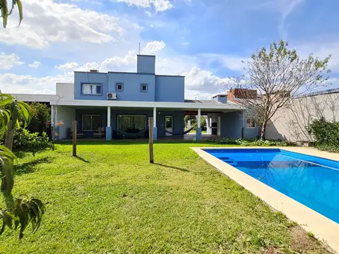 Casa en Venta - USD 250.000