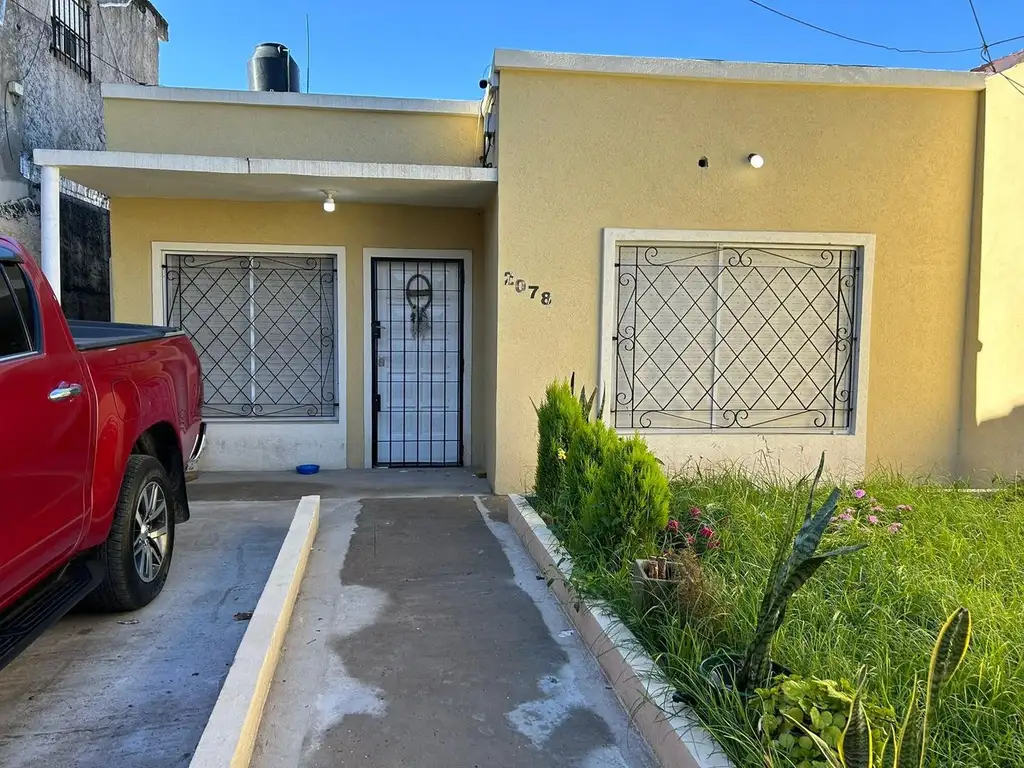 CASA EN VENTA EN QUILMES OESTE