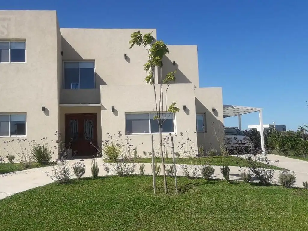 Casa en Venta en Puertos Barrio Ceibos