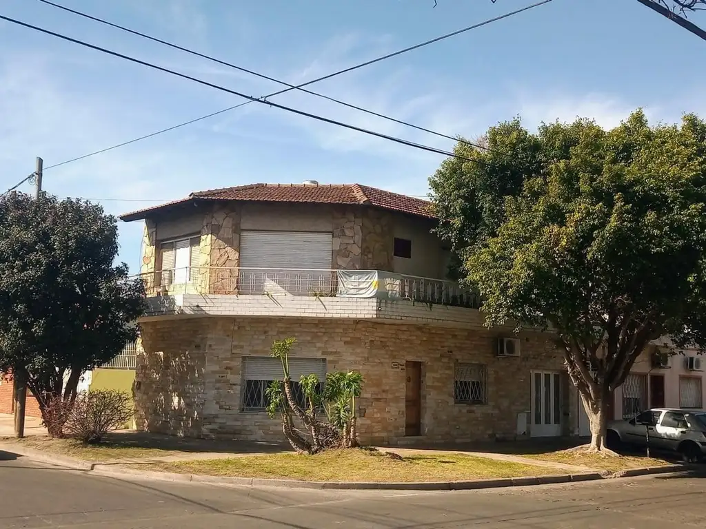 casa /ph en Ramos Mejia