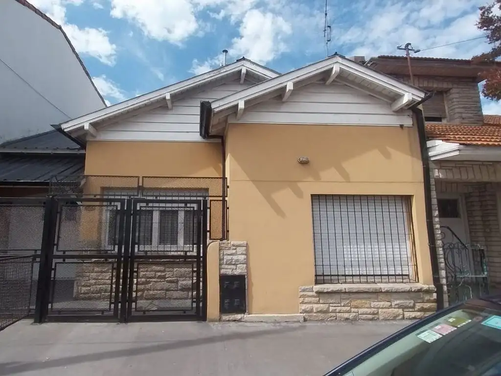 Venta Casa 5 Ambientes Barrio Los Andes