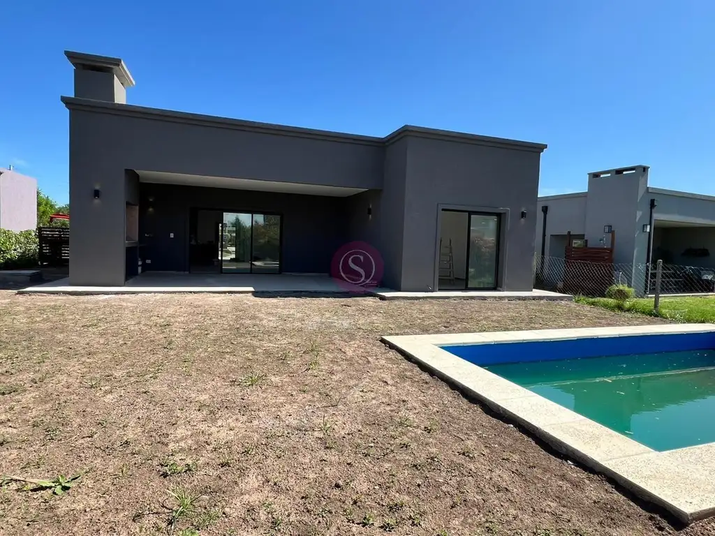 Casa en Venta en Barrio San Eduardo, Pilar Del Este