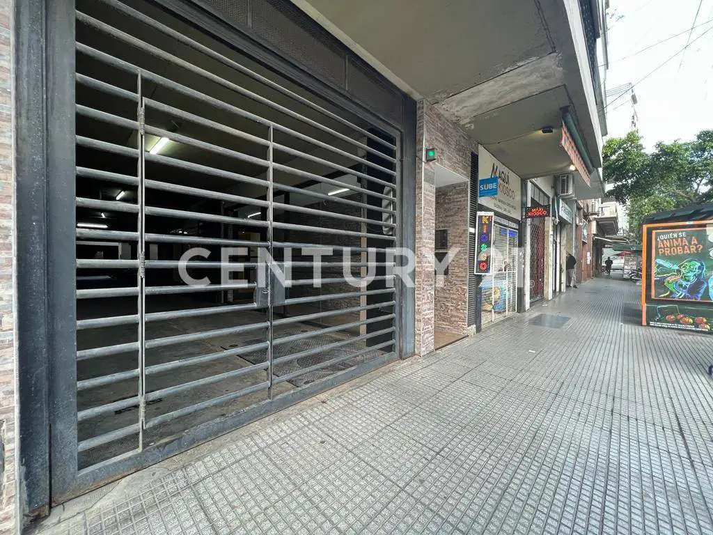 VENTA COCHERA  CUBIERTA  ALMAGRO - ABASTO