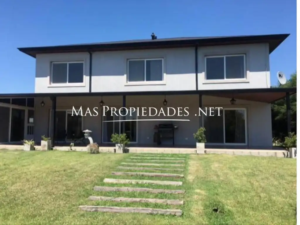 Casa en venta en Brandsen El Mirador del lago 7 ambientes