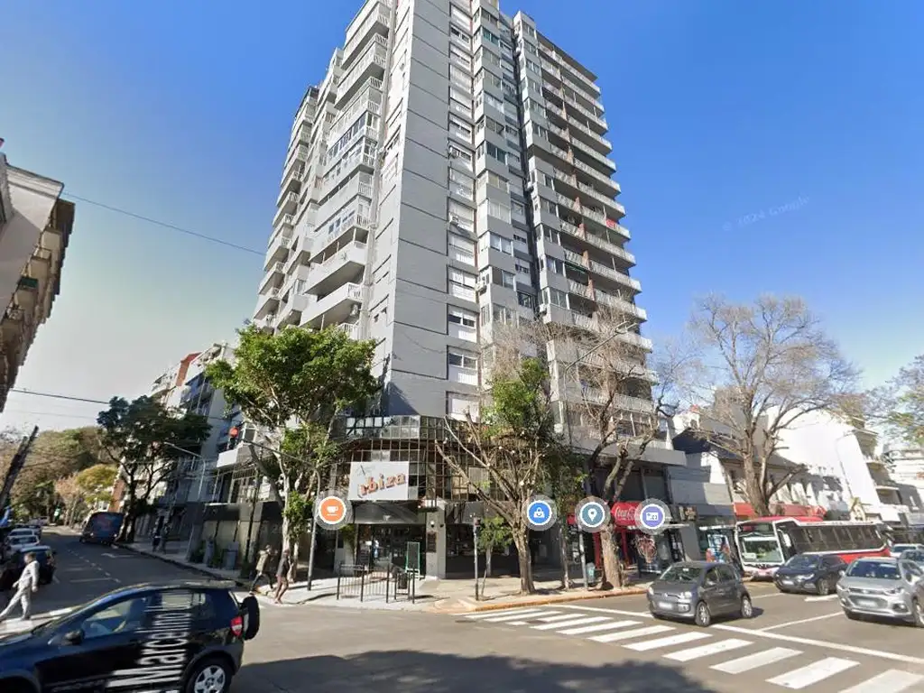 MUY LINDO 3 AMBIENTES EN VENTA CON BALCON SOBRE AV. MAIPU, OLIVOS