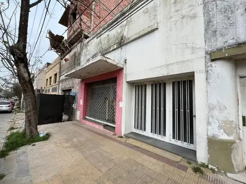 CASA EN VENTA EN PERGAMINO EN ZONA CENTRICA