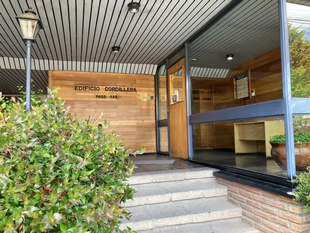 Oficina en venta - Bariloche centro