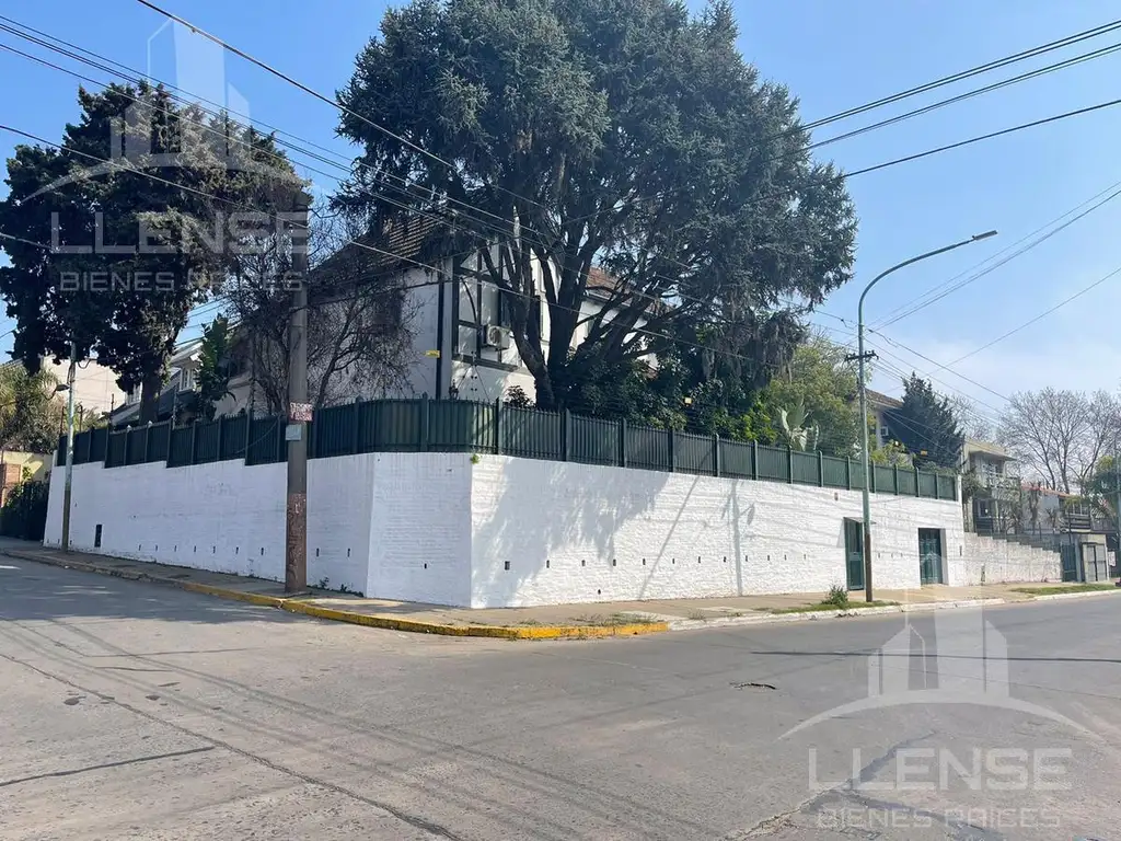 Casa inglesa 6 amb con pileta - Quilmes residencial