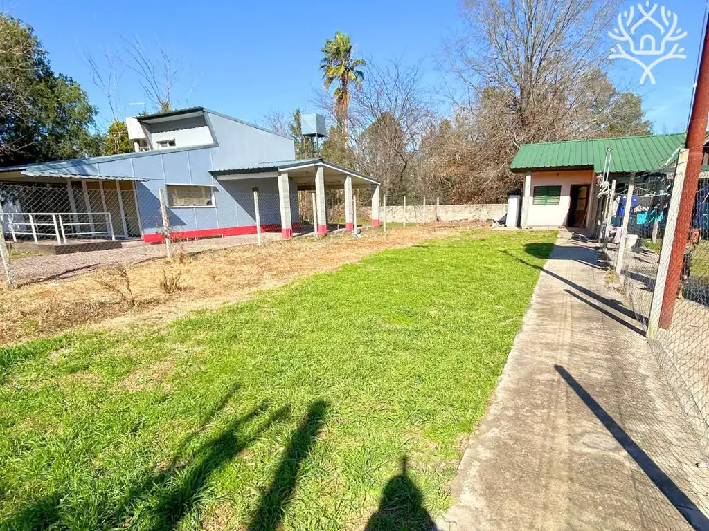 Venta - Casa - Barrio Los Cardos - Exaltación de la Cruz