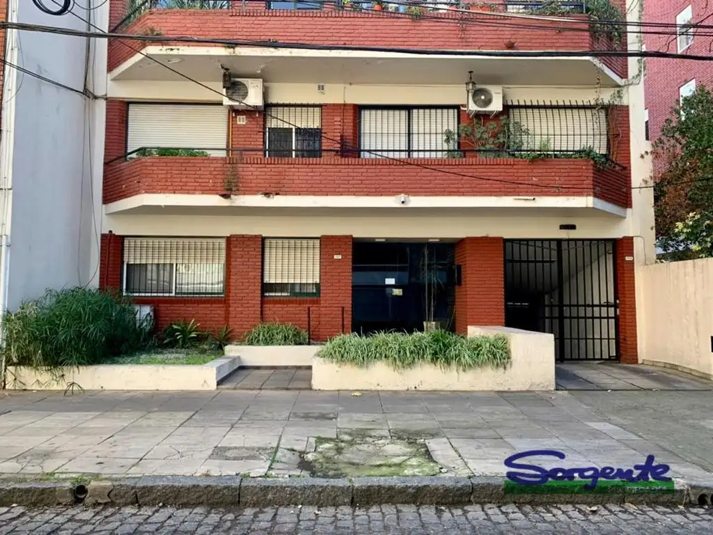 COCHERA EN VENTA  PROX  AV SANTA FE Y ALVEAR