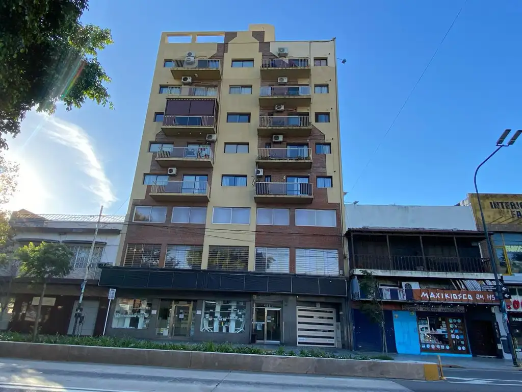 VENTA  VILLA  LURO   departamento 3 ambientes con balcón