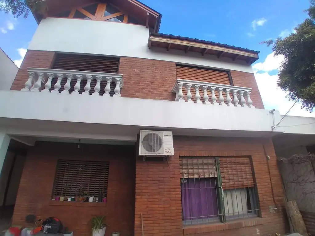 Venta de CASA MULTIFAMILIAR en Pablo Nogues