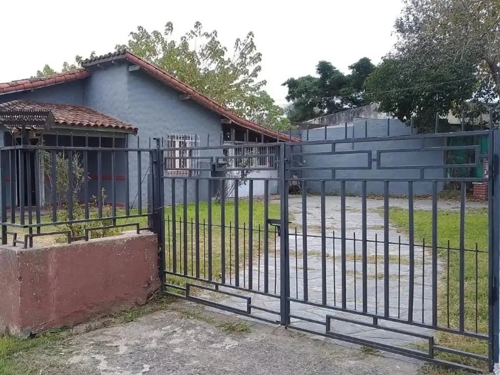 VENTA - CASA 4 AMB.- LOTE PROPIO - GRAL. RODRIGUEZ