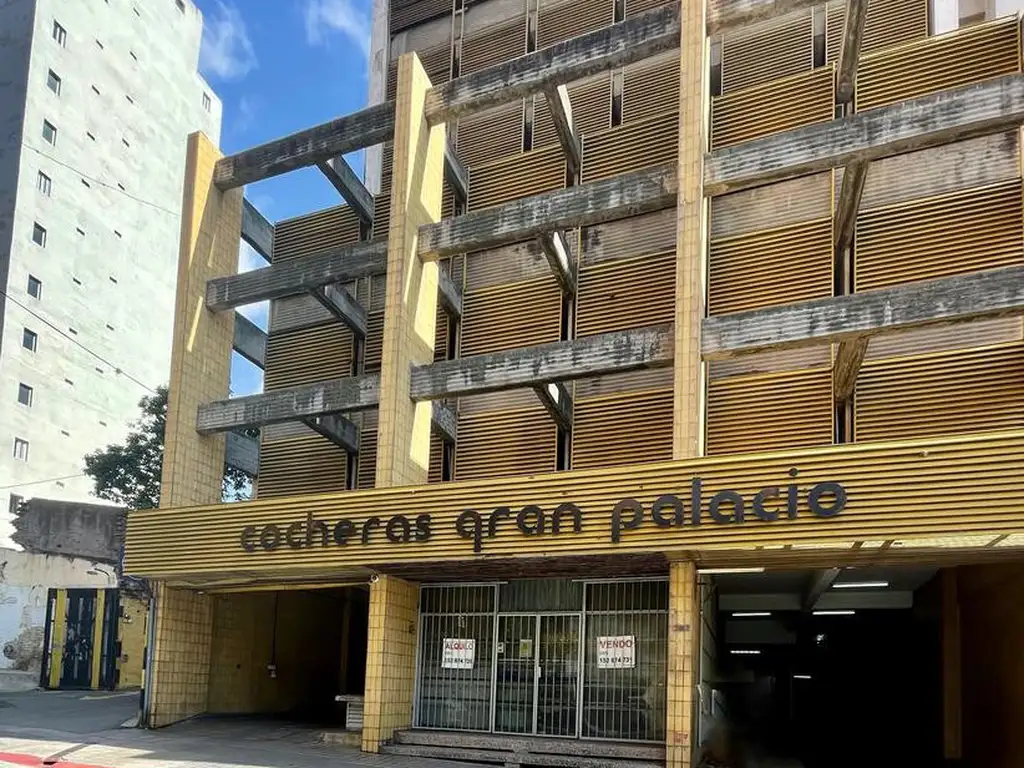 VENDO COCHERA EN TRIBUNALES 1. CENTRO. CORDOBA