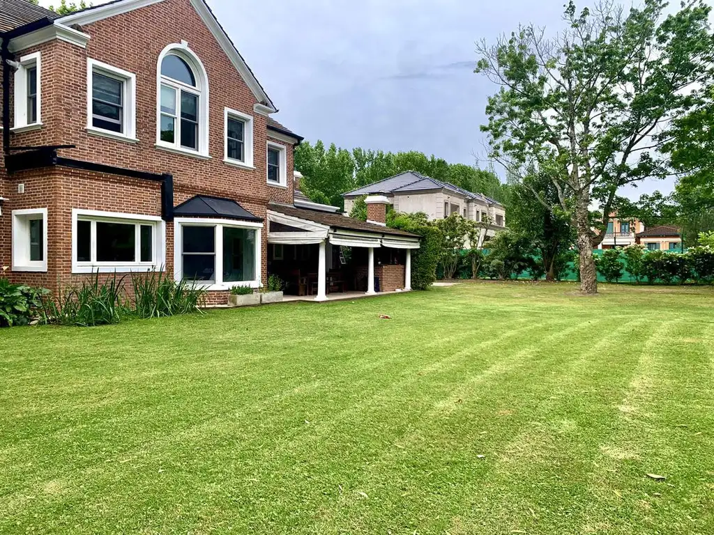 Estupenda Casa en Alquiler Temporario  - Martindale Country Club