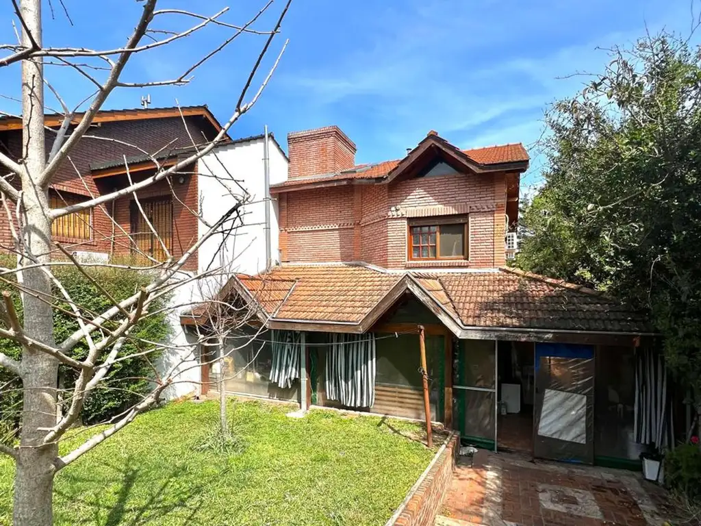 Casa en Venta 6 ambientes en Pacheco