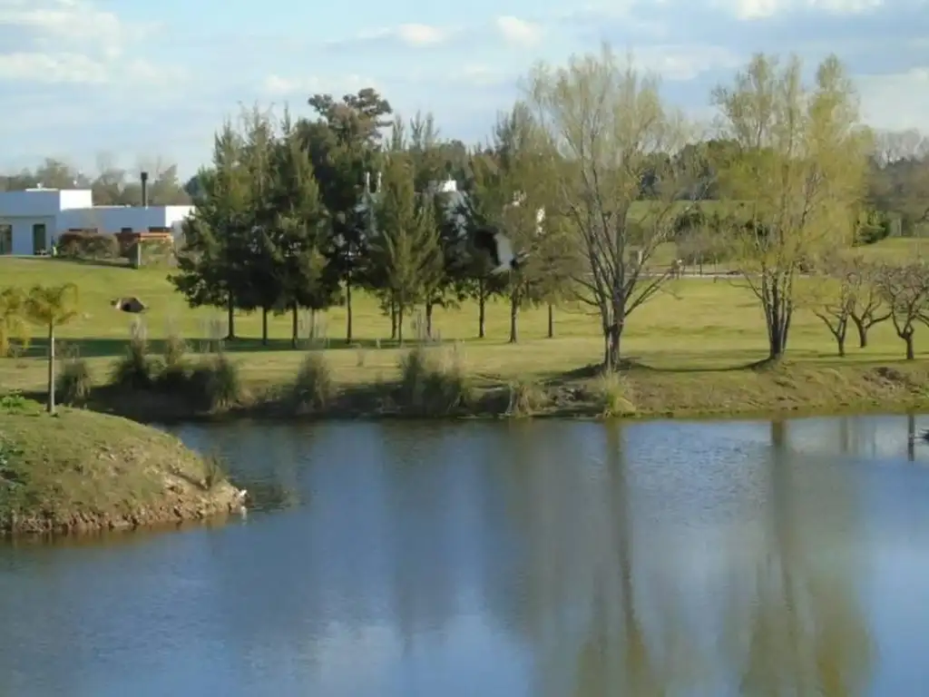 Venta Lote en Chacras de la Reserva Barrio Privado, Campana