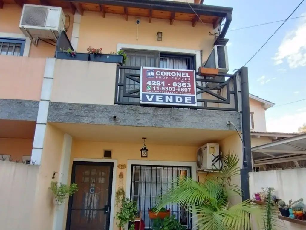 VENTA - Duplex independiente 4 ambientes - pleno centro - Monte Grande - Apto Credito