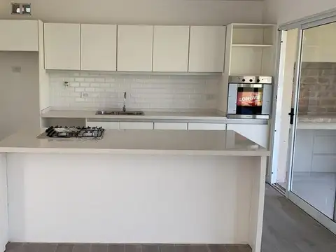 Casa en Venta - 3 dormitorios - USD 220.000