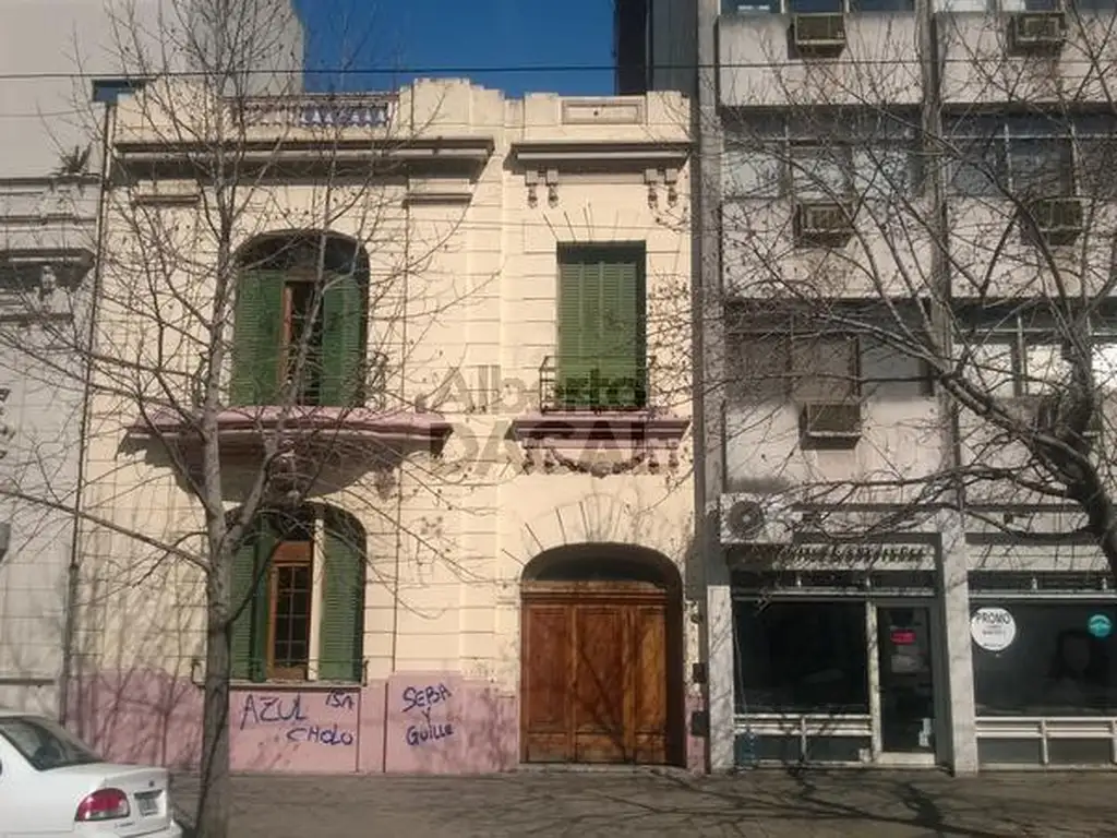 Casa en Venta en 13/49 y 50 La Plata - Alberto Dacal Propiedades