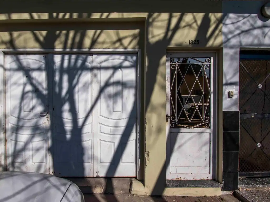 TIPO CASA AL FTE CON GARAJE TERRAZA Y ENTRADA INDEPENDIENTE