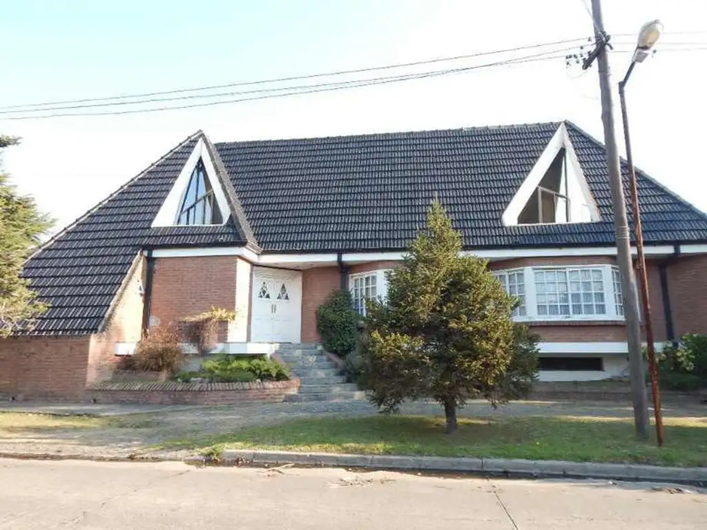 Chalet en Venta en Quilmes Oeste