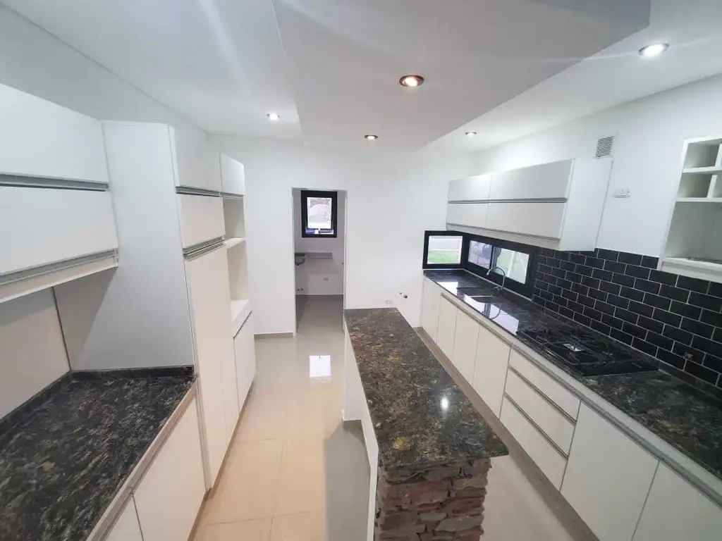 Casa  en Venta ubicado en San Ramón, Pilar del Este, G.B.A. Zona Norte