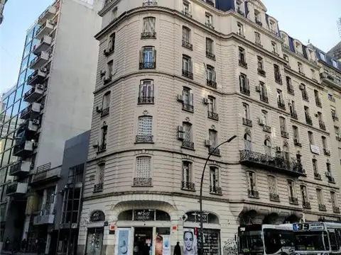 Estupenda Esquina en Edificio Francés, Recoleta