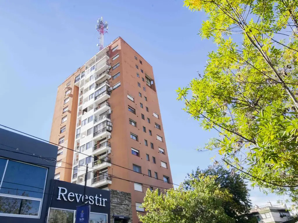 Departamento de 2 ambientes en venta en San Isidro