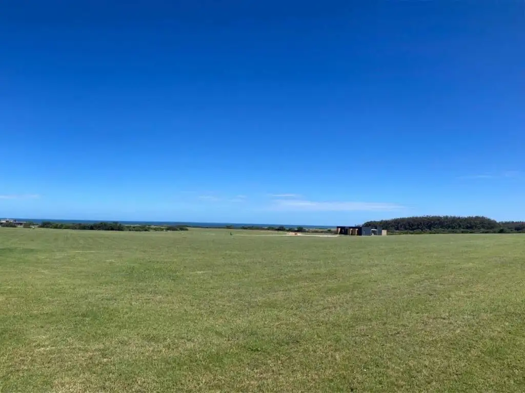 Terreno en venta - 2300Mts2 - Las Garzas, Rocha, Uruguay