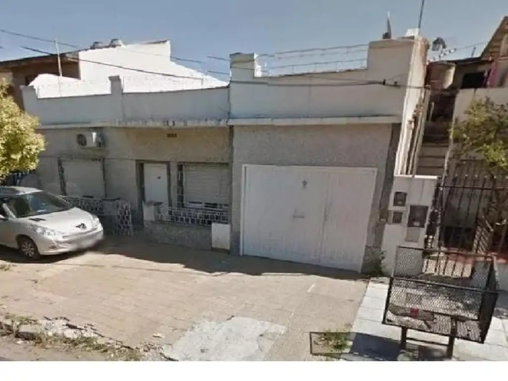 Casa - Venta - Argentina, La Matanza - AMBROSETTI 3900