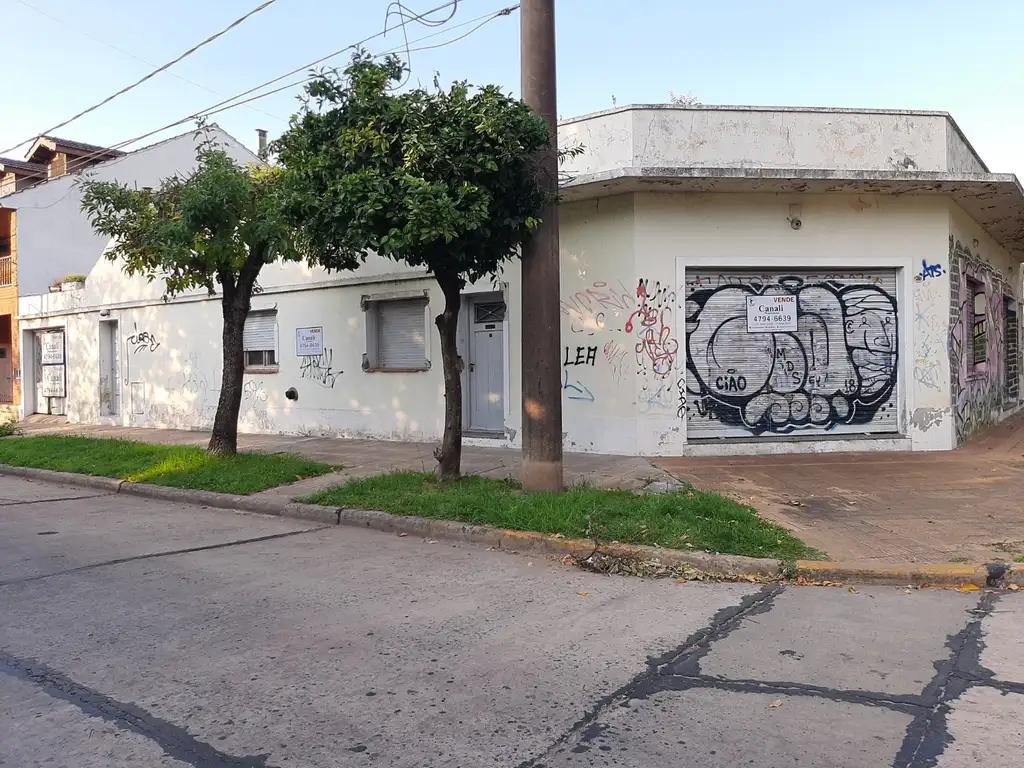 Casa en Lote de 273 m², en Esquina, Todo Para Reciclar. - Foto 0